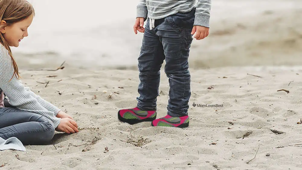 11 Best Water Shoes for Toddlers, Babies, & Kids of 2024