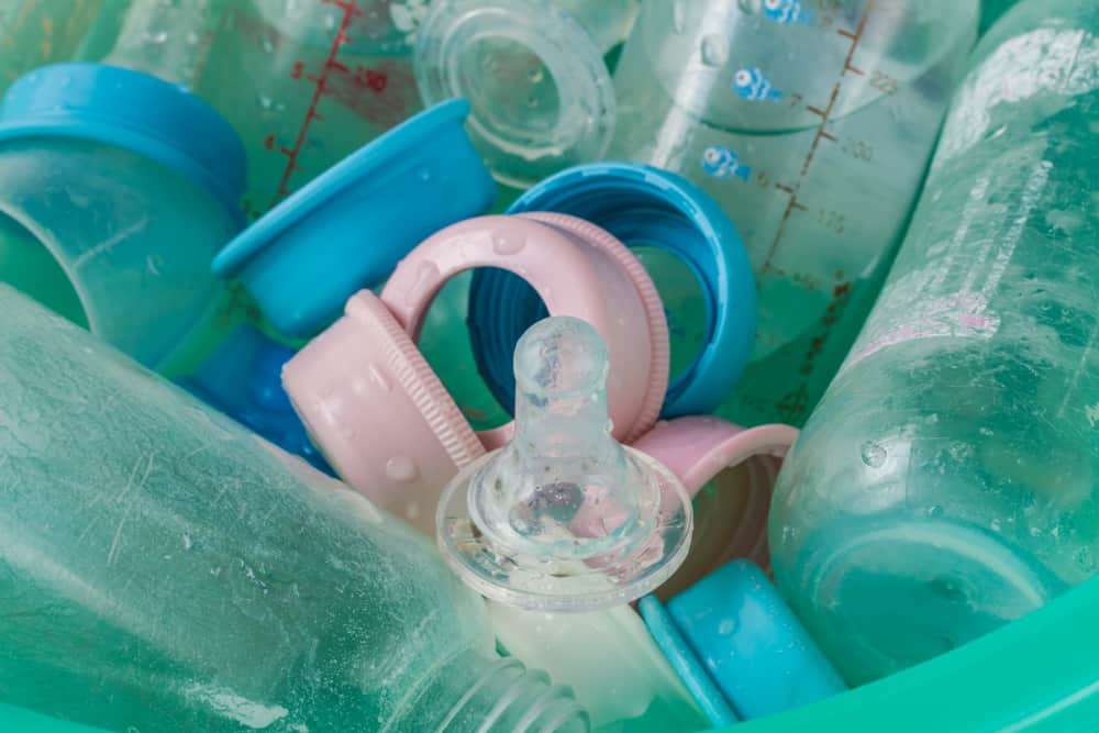 sanitizing bottles in dishwasher