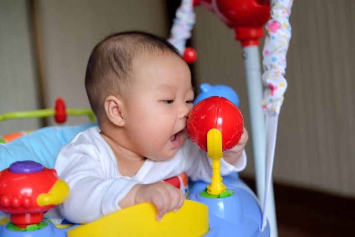 jumperoo for 6 month old