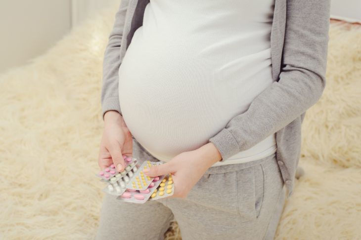 why vitamin supplements during pregnancy