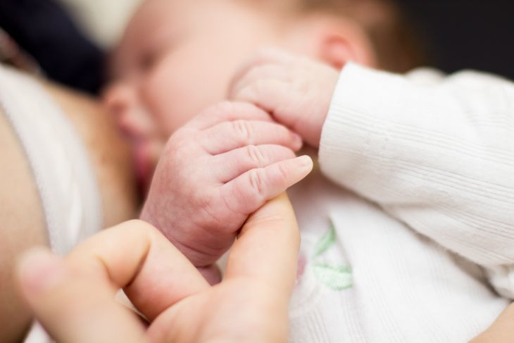 Breastfeeding store and cold