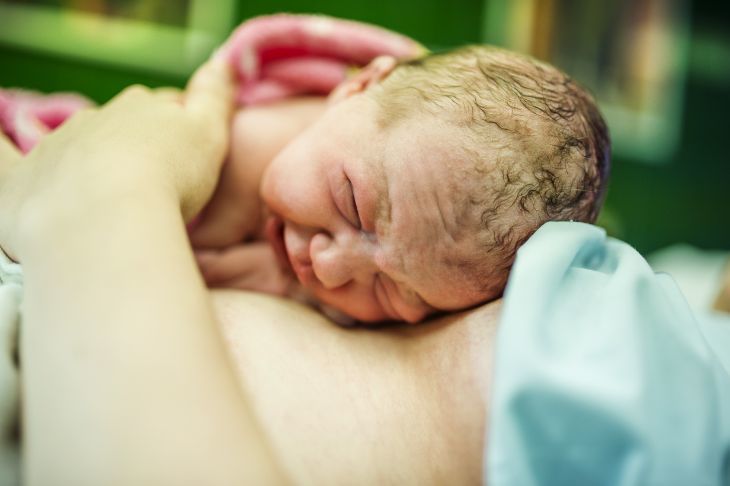 Kangaroo Care: 10 Benefits & How To Do It