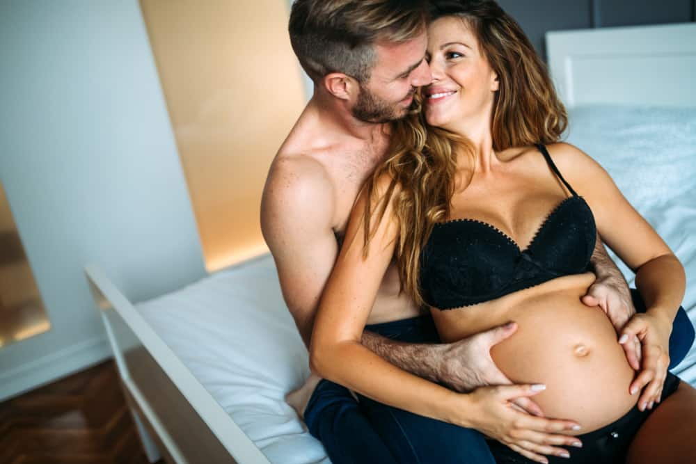 Sexe pendant la grossesse pour provoquer l'accouchement