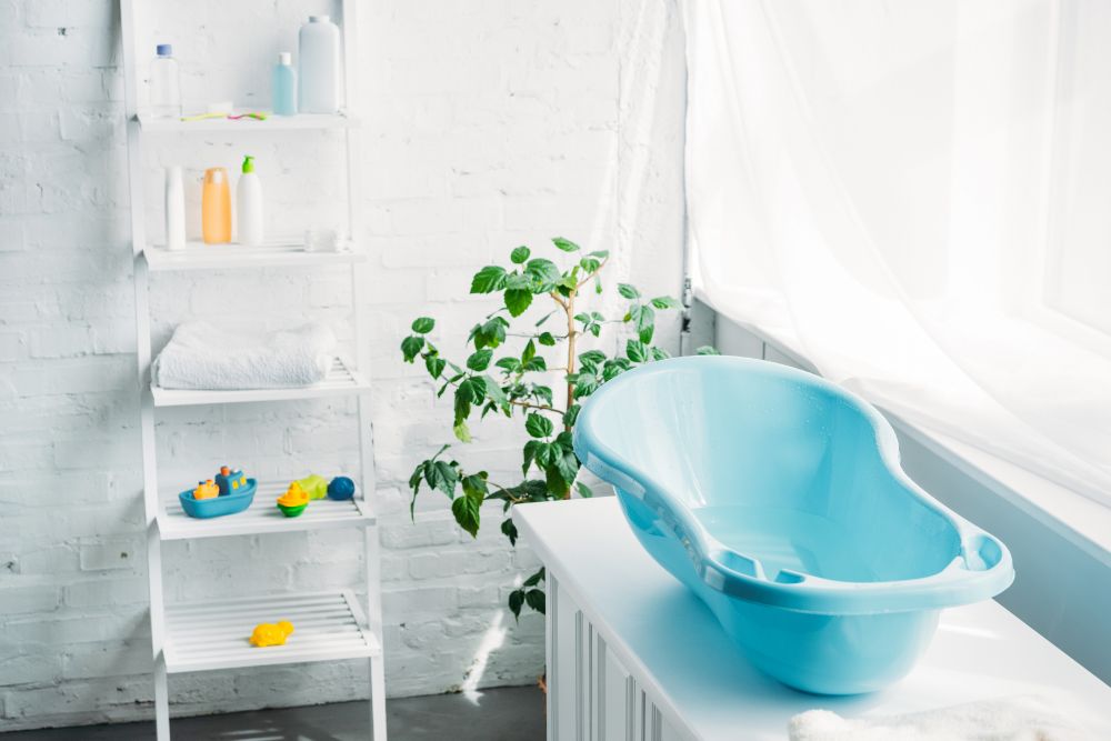 5 Best Bath Toy Storage Ideas (Practical and Easy Products)