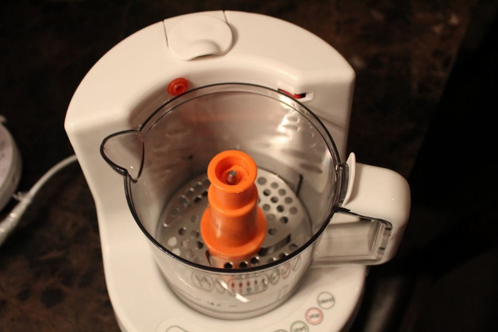 https://momlovesbest.com/wp-content/uploads/2018/11/Baby_Brezza_Food_Maker_4-1_1.jpg