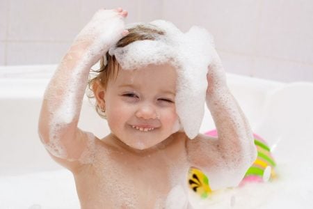 12 Fun Games to Make Baby Bath Time A Success