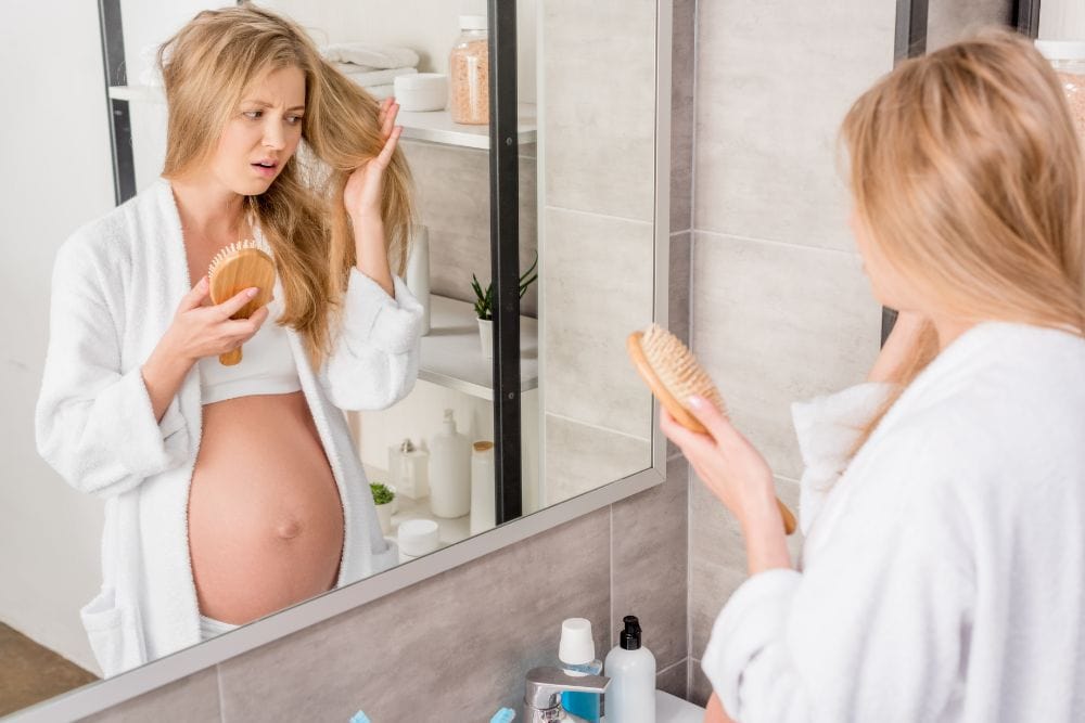 Can You Bleach Your Hair While Pregnant The Experts Advice