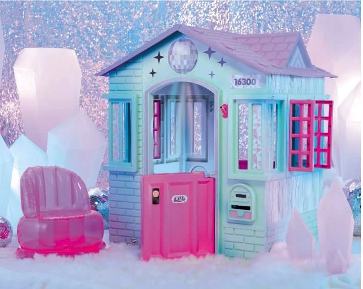 girls plastic playhouse