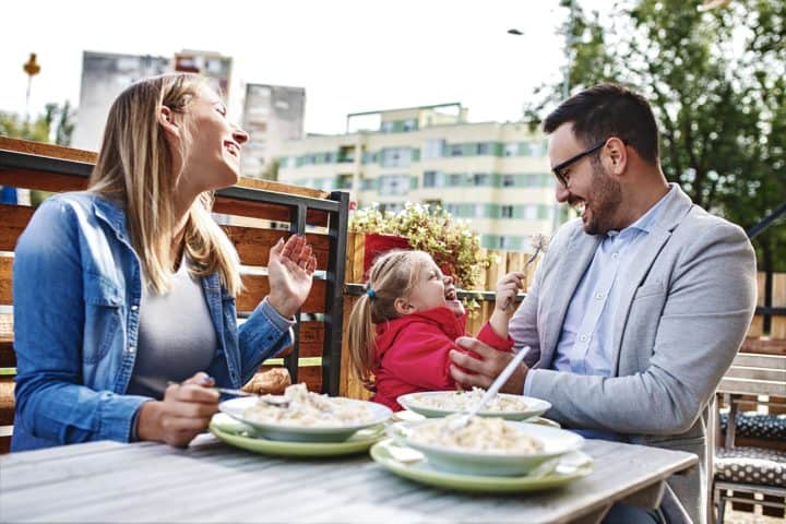 10 Best Family Restaurants (For Parents & Kids) - MomLovesBest