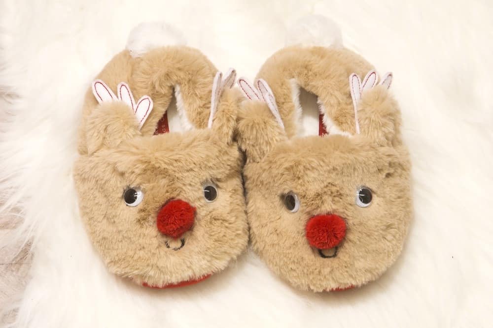 ORDER UP! CHOOZE Boys Adorable Fun Slippers Sizes Kids 7 to Youth 5 RUNS SMALL