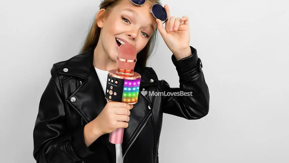 Croove Karaoke Machine for Kids - Kids Karaoke Machine for Girls and Boys  with 2 Microphones – Bluetooth, AUX, USB Connectivity and Flashing Disco
