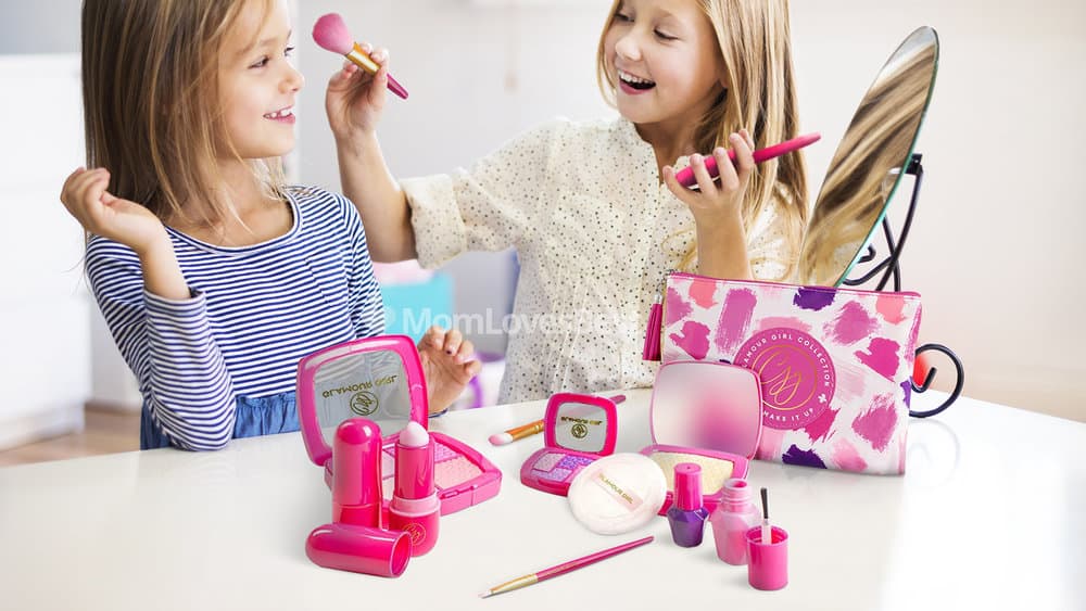 Photo of the Glamour Girl Pretend Play Make-Up Set