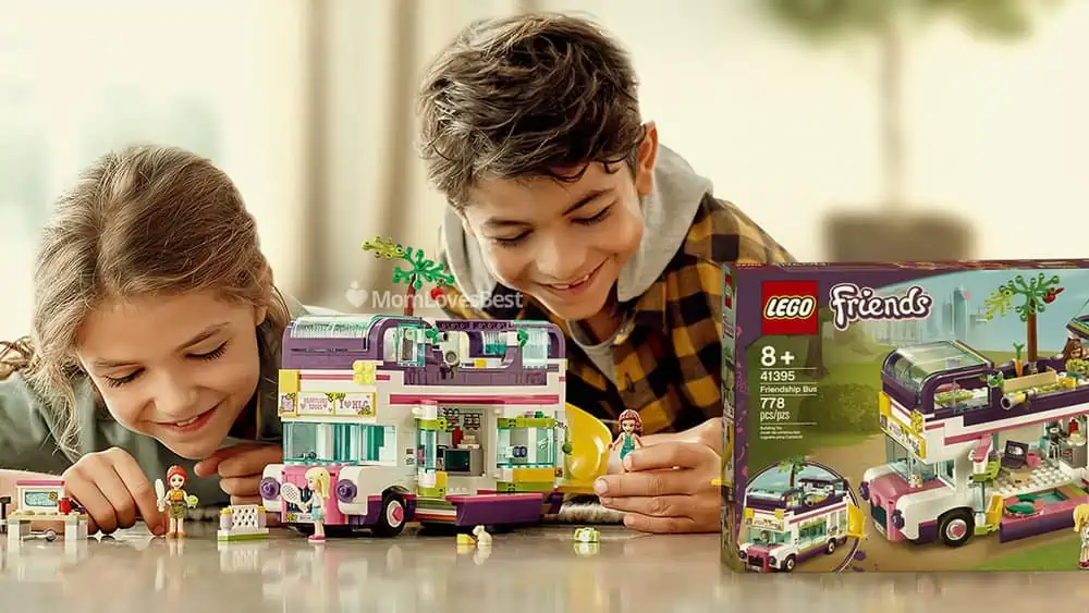 Photo of the LEGO Friends Friendship Bus