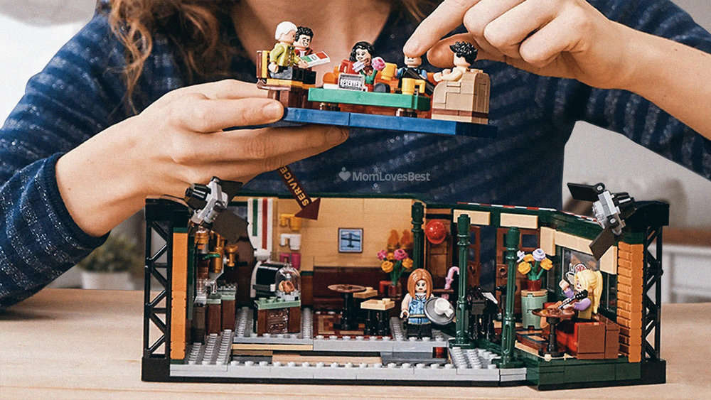 Photo of the LEGO Ideas Central Perk Building Kit