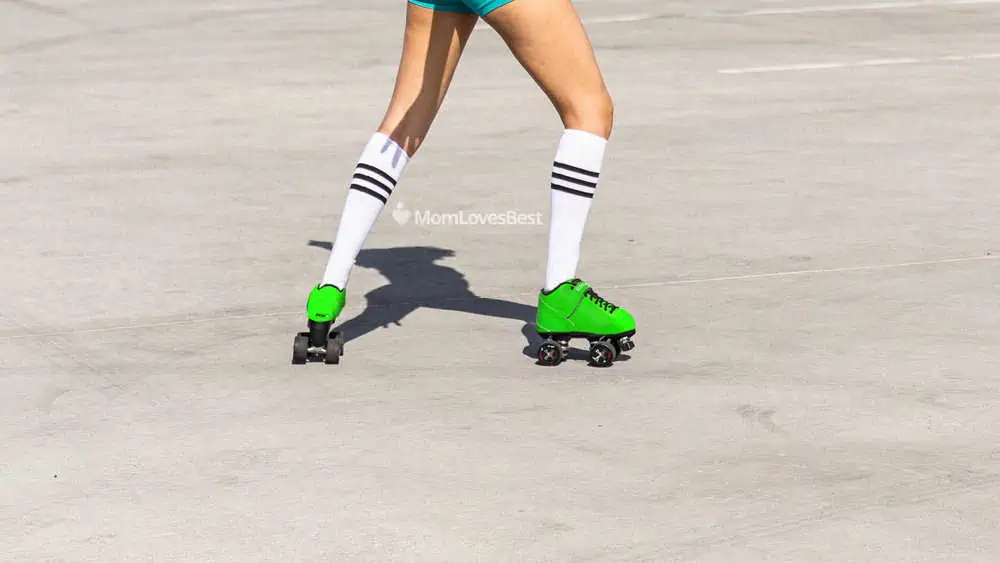Photo of the Roller Derby Stomp Factor 5 Quad Skates