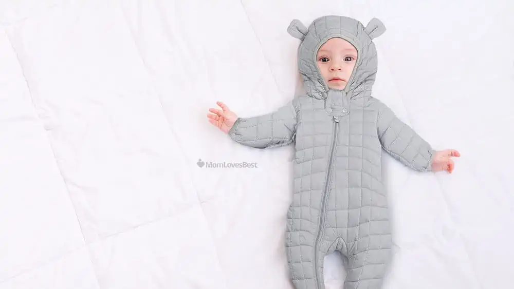 Photo of the DDY Unisex Hooded Snowsuit