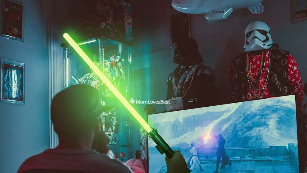Photo of the Star Wars Luke Skywalker FX Lightsaber