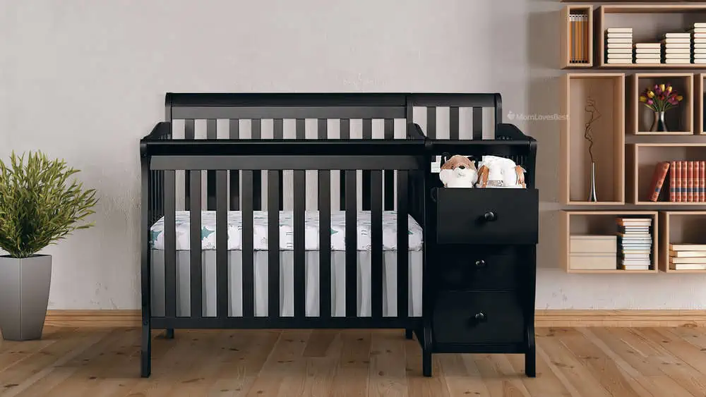 Photo of the Dream On Me Jayden 4-in-1 Mini Crib Set