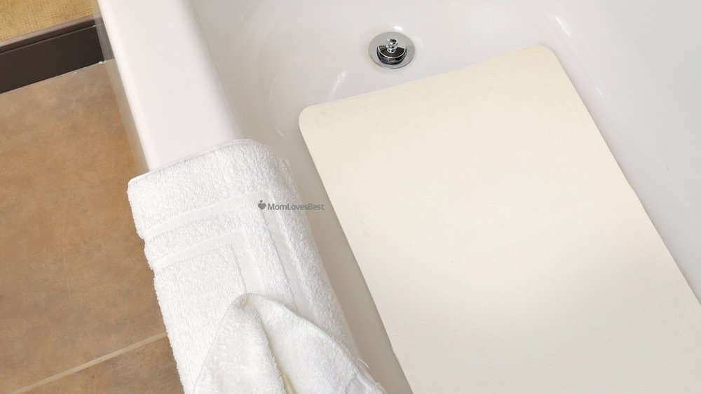Photo of the Epica Anti-Slip Bath Mat