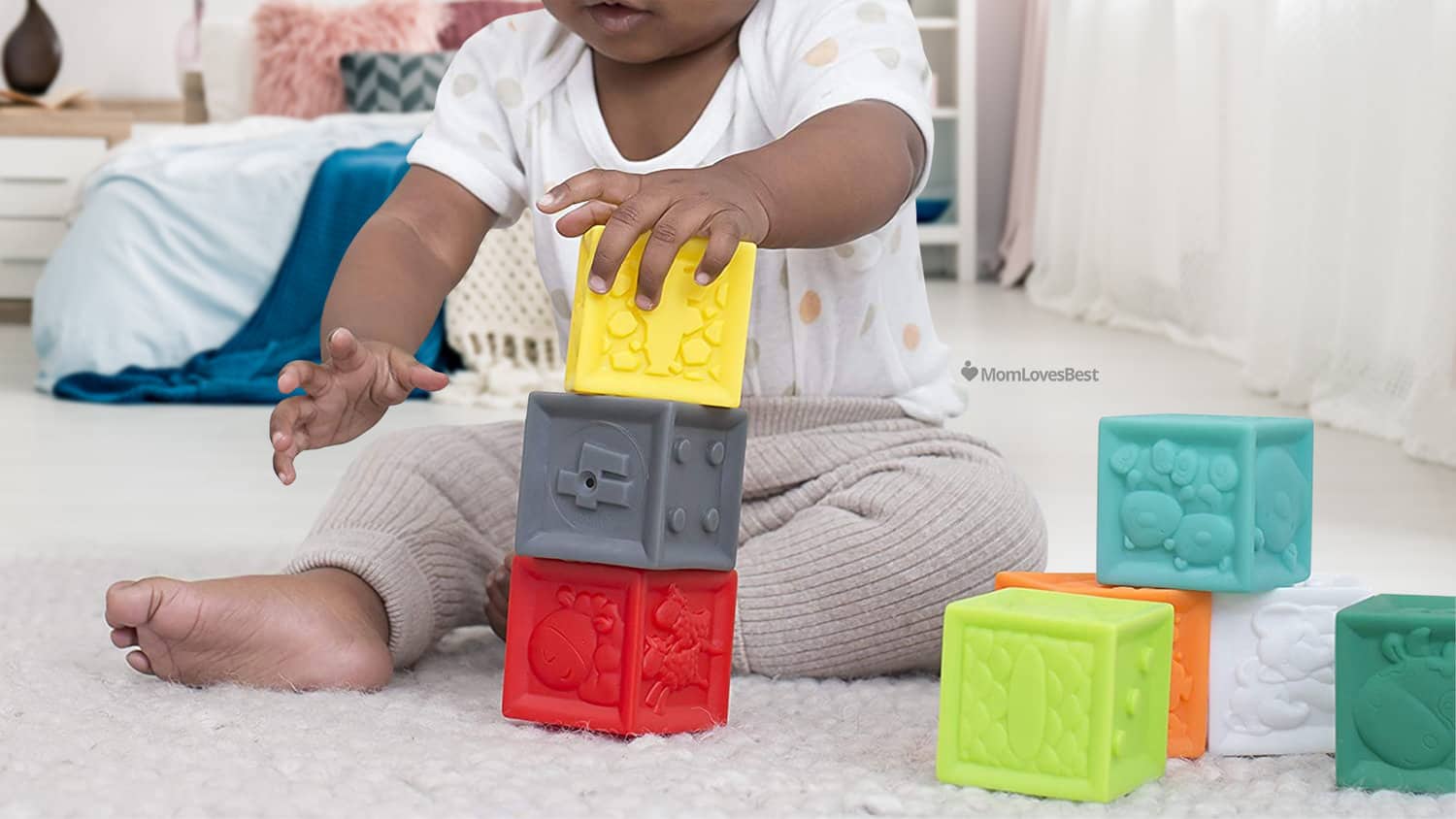 Photo of the Infantino Squeeze and Stack Block Set
