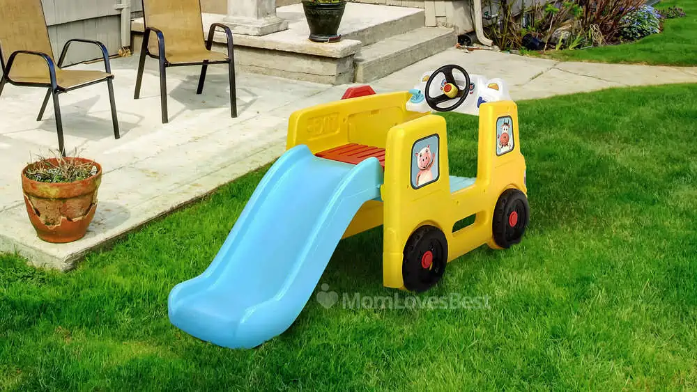 Photo of the Little Tikes Wheels on the Bus