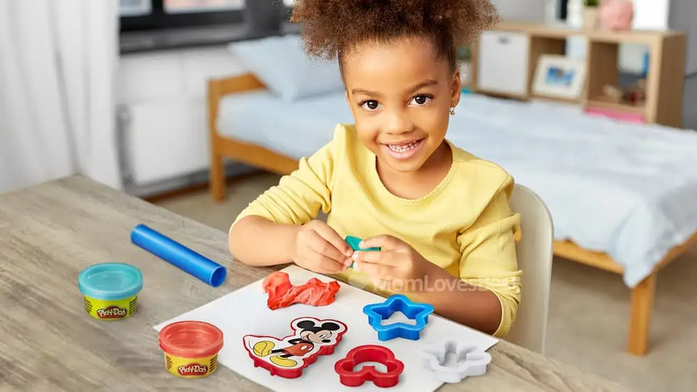Photo of the Play-Doh Mickey Mouse Toolset