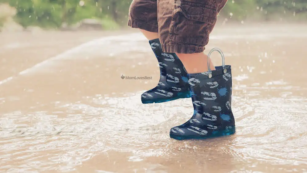 Light up rain store boots for toddlers