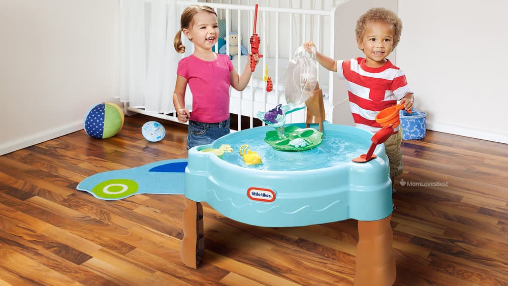  Little Tikes Fish 'n Splash Water Table : Toys & Games