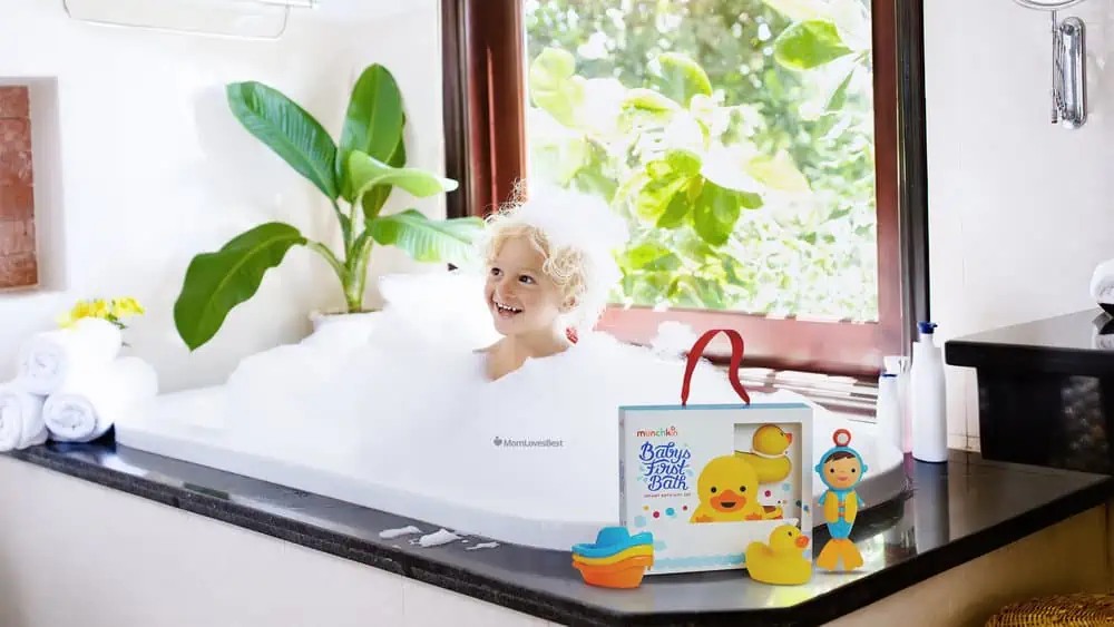 Photo of the Munchkin Baby's First Bath Toy Set