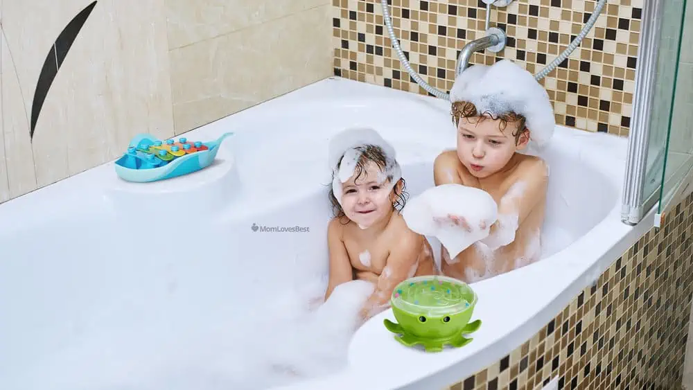 Photo of the Munchkin Bath Beats Musical Bath Toy Gift Set